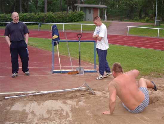 friidrott_2003_jonas_i_bara_kallingarna