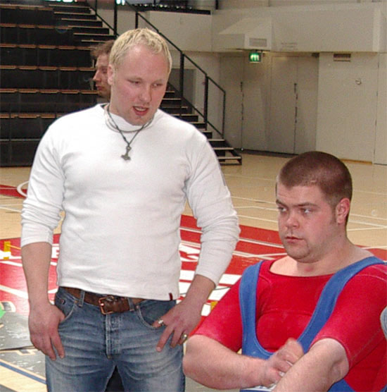 bank_fm_senior_stefan_och_elis