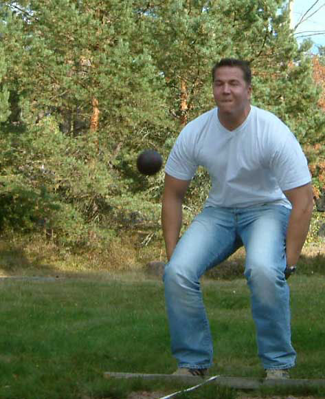 kulkast_mellan_benen_by_tobias